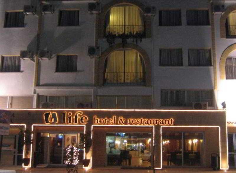 Life Hotel Kerýnia Eksteriør bilde