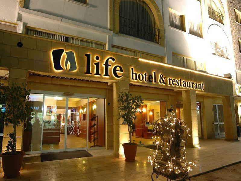 Life Hotel Kerýnia Eksteriør bilde