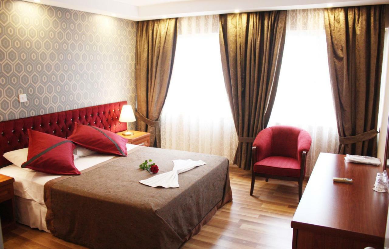 Life Hotel Kerýnia Eksteriør bilde
