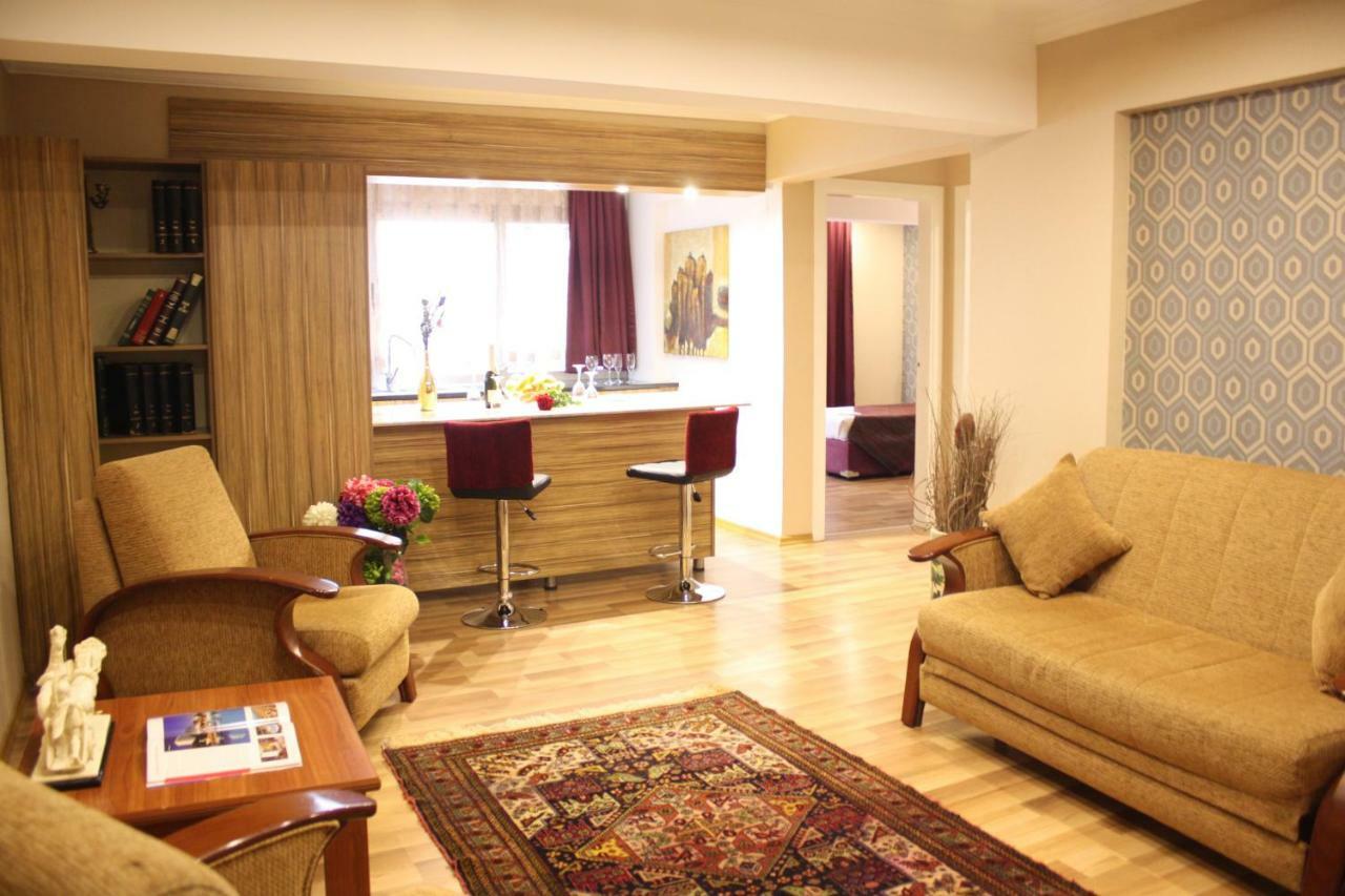 Life Hotel Kerýnia Eksteriør bilde